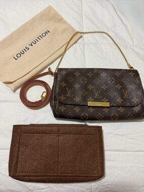 NEED TO SELL!  Louis Vuitton Monogram Favorite MM Shoulder Bag in Brown